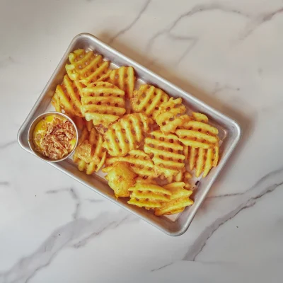 Home Burgers & Shakes-patatas wafle 2